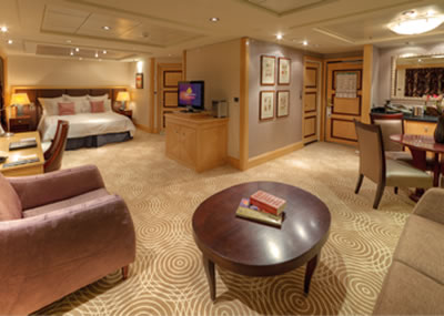 Penthouse Q4 - Queen Mary 2