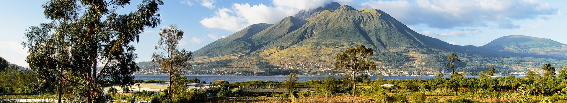 Viajes a **Otavalo**