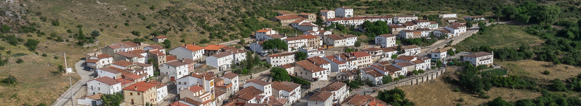 Ofertas de Vuelo+Hotel a **Huelamo**