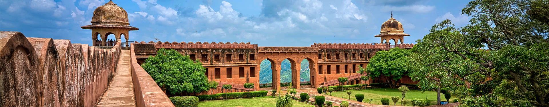 Namasté: Triángulo Dorado, Khajuraho y Benarés