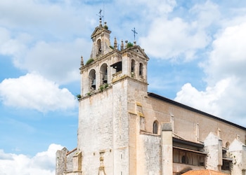 Agurain Salvatierra