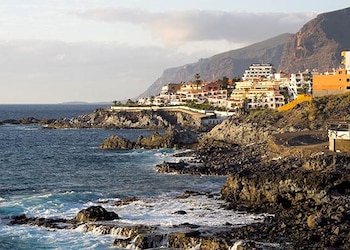 Puerto de Santiago - los Gigantes