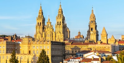 Camino de Santiago a pie: de Tui a Santiago de Compostela