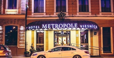 Metropole Hotel By Semarah