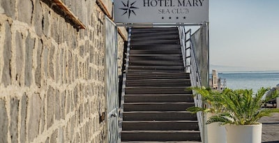 Hotel Mary