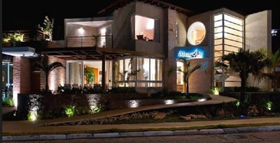 Abayomi Hotel