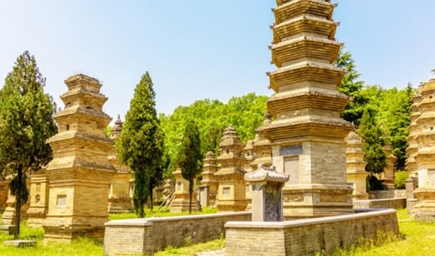 Tenemos una selección de ofertas de vuelos, hoteles, paquetes, coches de alquiler,... Consúltalas todas pulsando un botón: Dengfeng: Cuna del Kung Fu