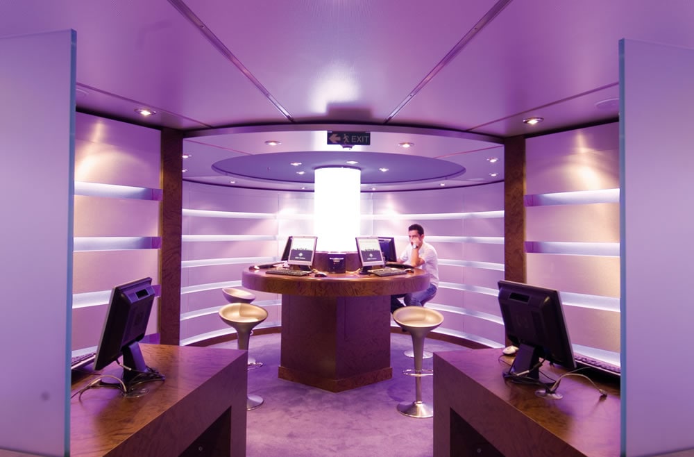Internet café
