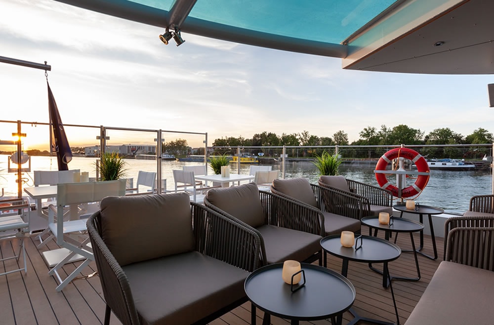 Amadeus Imperial River Terrace