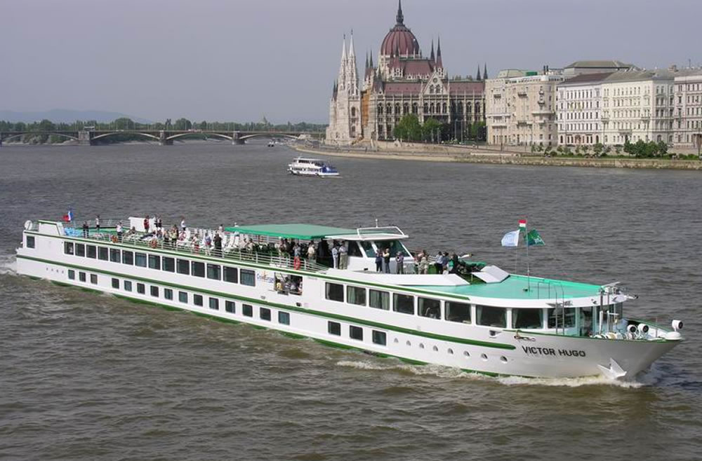 Foto MS Victor Hugo1