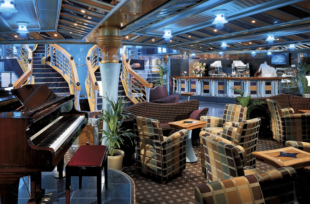 Foto Carnival Miracle11