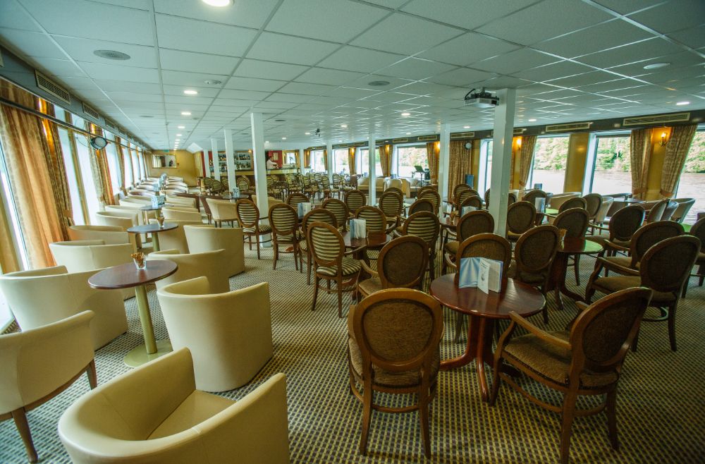 MS Fidelio Bar4