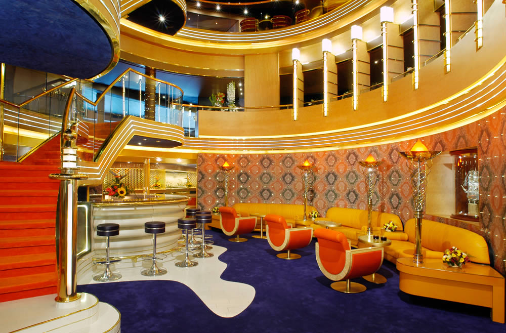 ms Oosterdam_atrio1