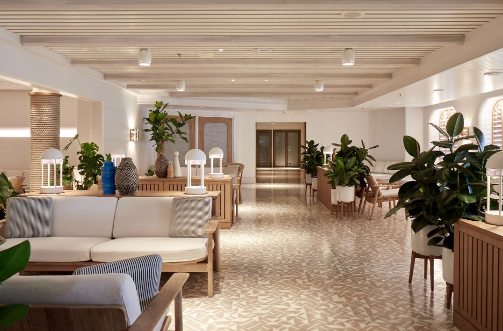 Dock House Casual Mediterraneo