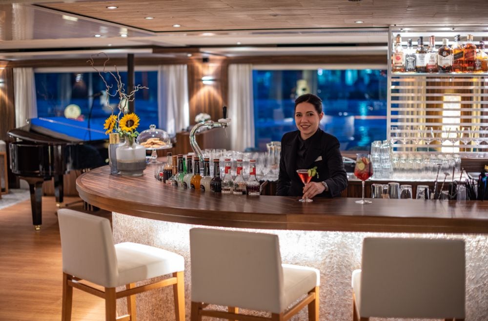 Bar_AMADEUS_Star