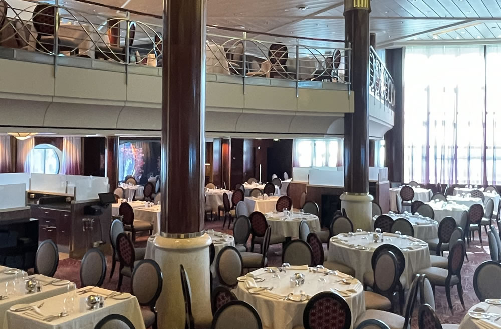 Foto Celebrity Infinity13