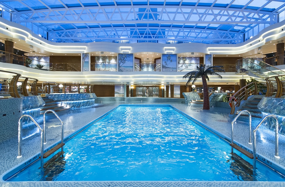 La Playa Preziosa piscina interior