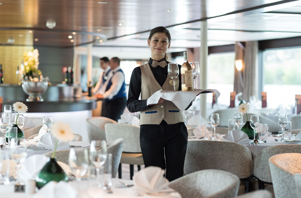 Amadeus diamond Waiter