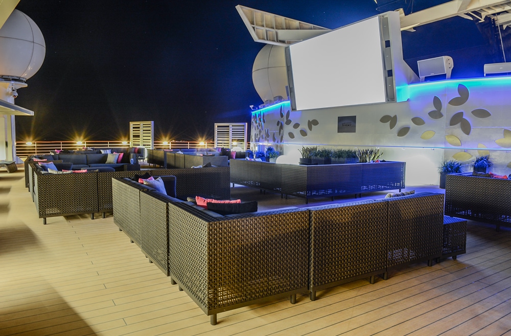 Rooftop Terrace Noche