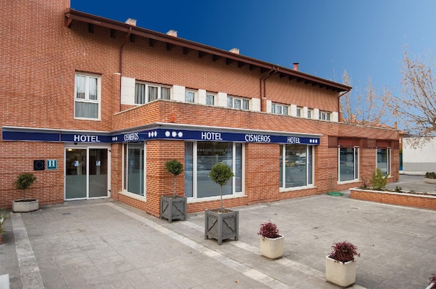 Gallery - Hotel Cisneros