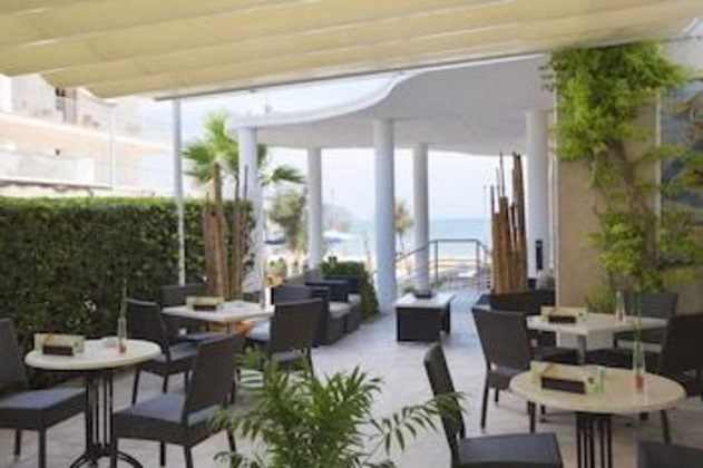 Gallery - Hotel Js Miramar