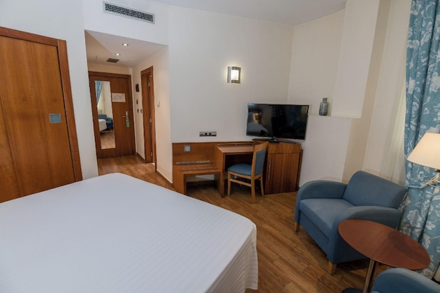 Gallery - Hotel Mieres Del Camino
