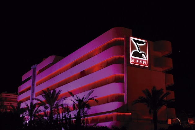 Gallery - Pacha Hotel