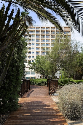 Gallery - Ozadi Altura Beach