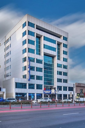 Gallery - Majestic Premier Hotel