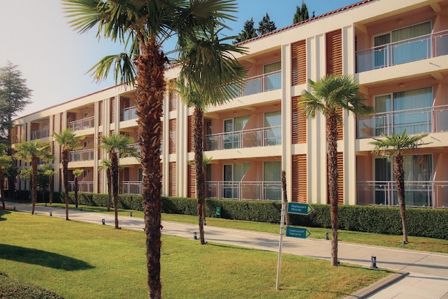 Gallery - Dit Evrika Beach Club Hotel