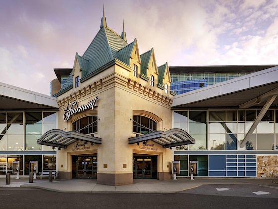 Gallery - Fairmont Vancouver Airport In-Terminal Hotel