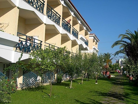Gallery - Paradise Hotel