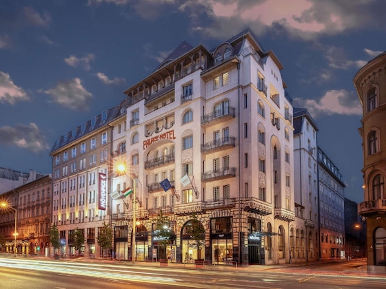 Gallery - Mövenpick Hotel Budapest Centre