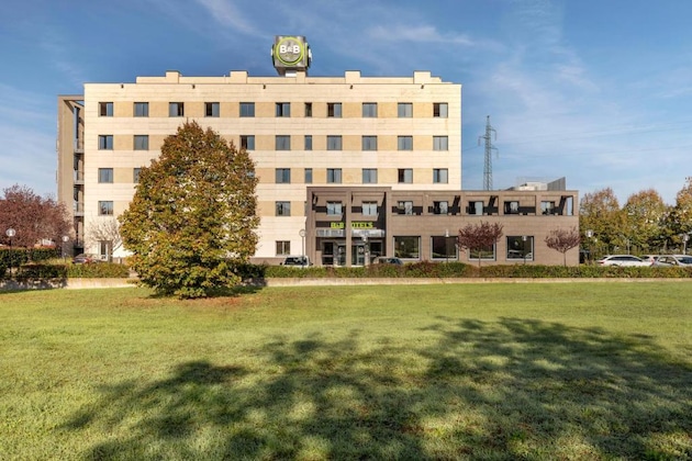 Gallery - B&B HOTEL Arezzo
