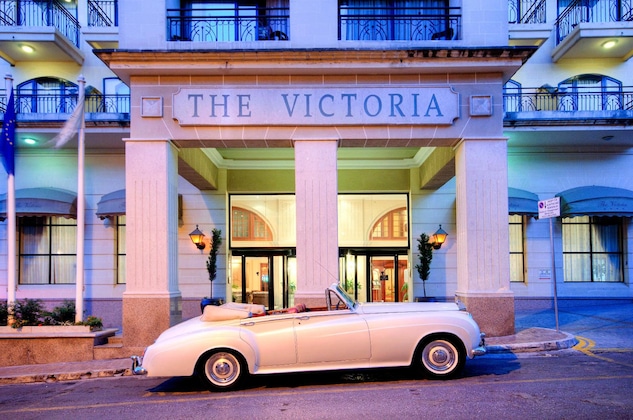 Gallery - Ax  The Victoria Hotel