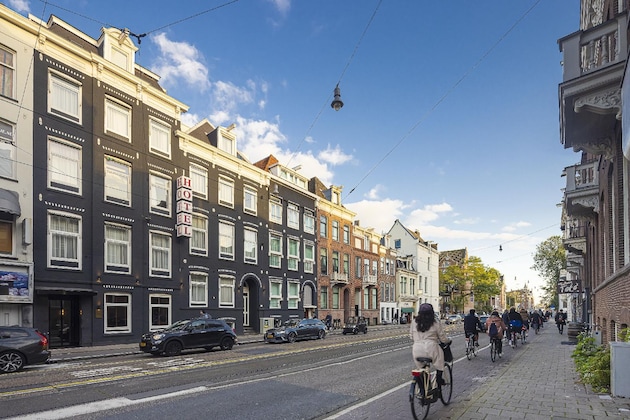 Gallery - Huygens Place