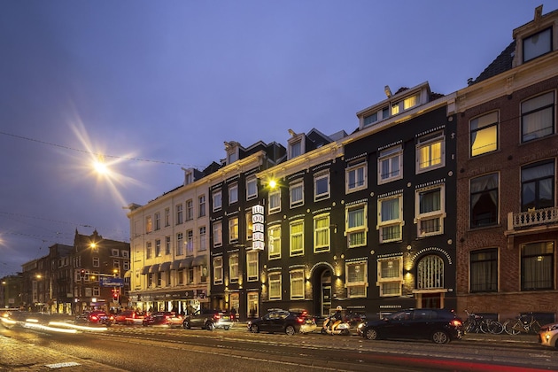 Gallery - Huygens Place