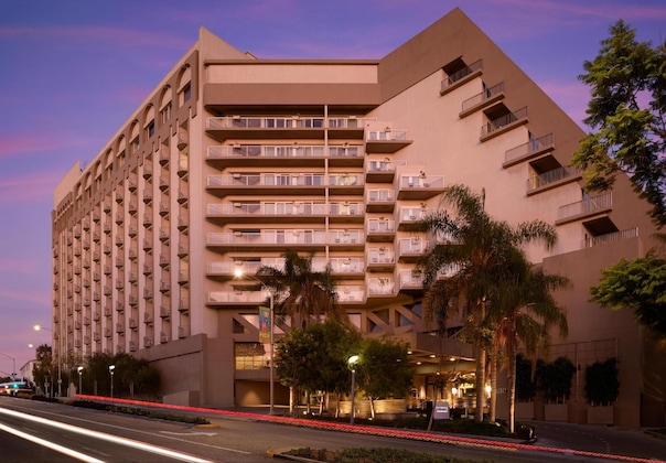 Gallery - Hyatt Centric Delfina Santa Monica
