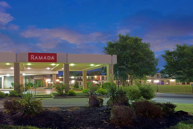 Gallery - Ramada By Wyndham Louisville North
