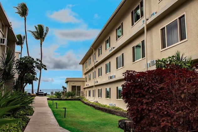Gallery - Maui Seaside Hotel