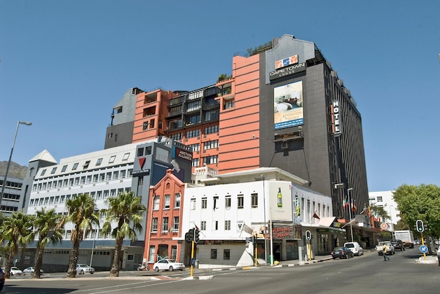 Gallery - Cape Town Lodge Hotel