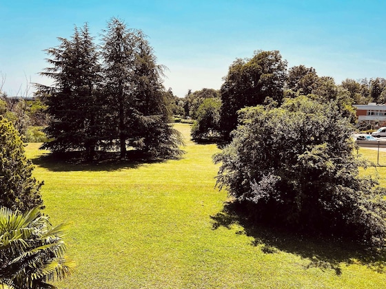 Gallery - Campanile - Lyon Nord - Ecully