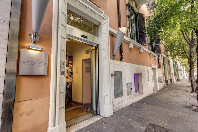 Gallery - Hotel Franklin Feel The Sound