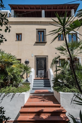 Gallery - Villa Meligunis