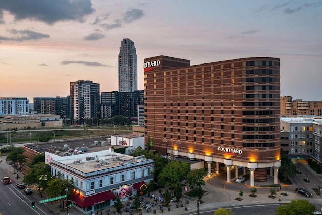Gallery - Courtyard By Marriott Minneapolis Downtown