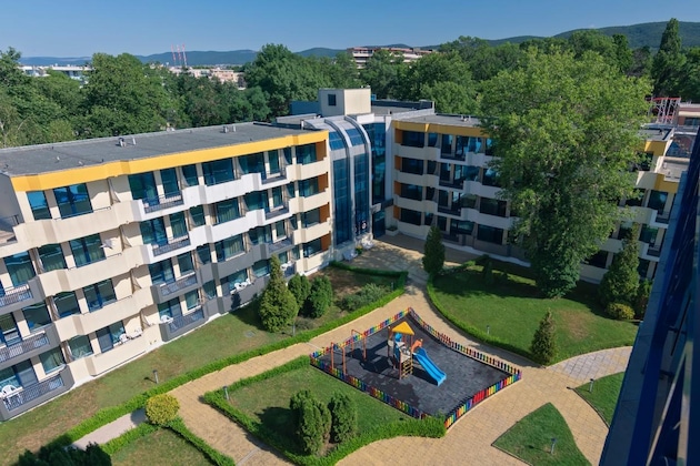 Gallery - Hotel Glarus Beach