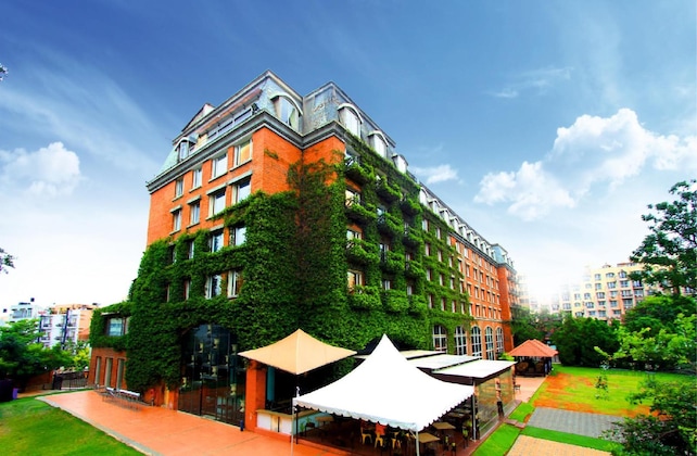 Gallery - Hotel Royal Orchid Bangalore