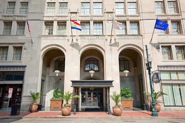 Gallery - Hilton New Orleans  St. Charles Avenue