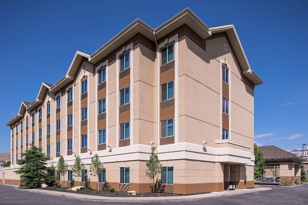 Gallery - Hilton Garden Inn Salt Lake City Downtown