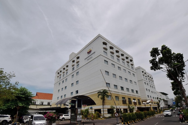 Gallery - Surabaya Suites Hotel Powered By Archipelago